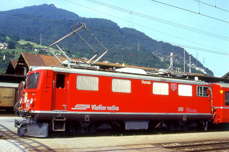 RhB - Ge 4/4I 610  VIAMALA  am 19.08.1995 in LANDQUART - STRECKEN-LOKOMOTIVE - bernahme 03.07.1953 - SLM4085/MFO/BBC - 1184 KW - Gewicht 48,00t - LP 12,10m - zulssige Geschwindigkeit 80 km/h.
