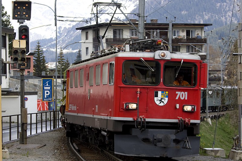 RhB Ge 6/6II 701  Raetia  11.05.2008 Davos