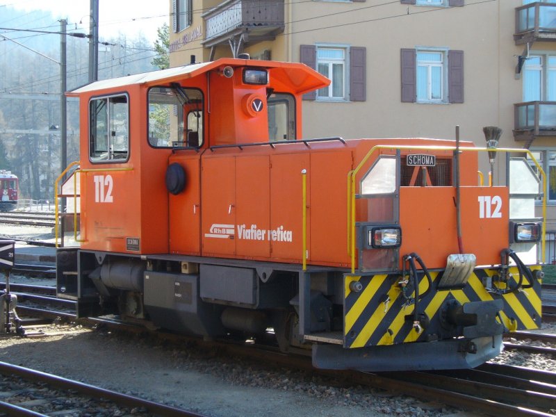 RhB - Rangierlok Tm 2/2  112 Abgestellt im Bahnhof von St.Moritz am 20.04.2007