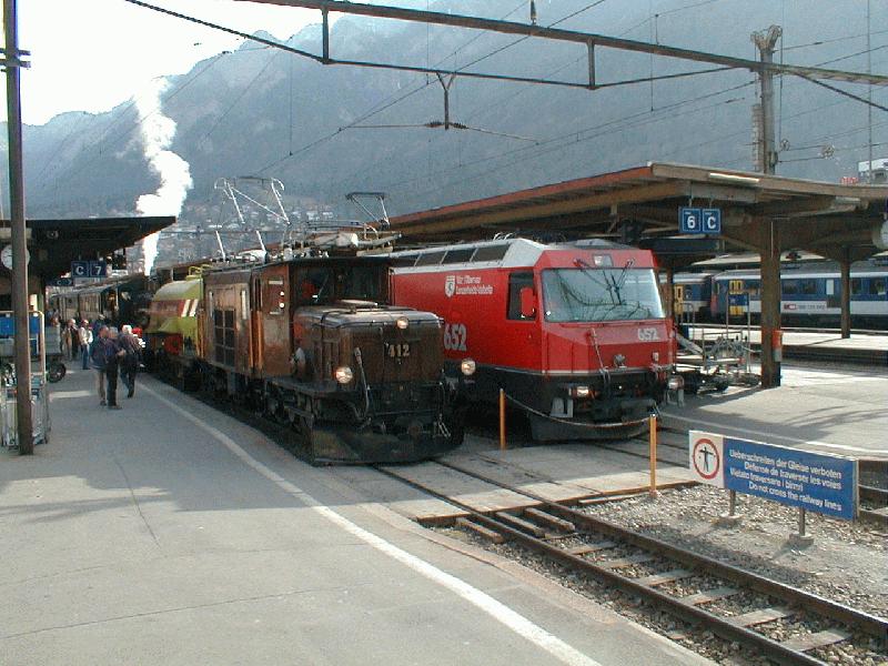 RhB,Lok Ge6/6I 412 und Ge4/4III 652 am 17.03.02 in Chur