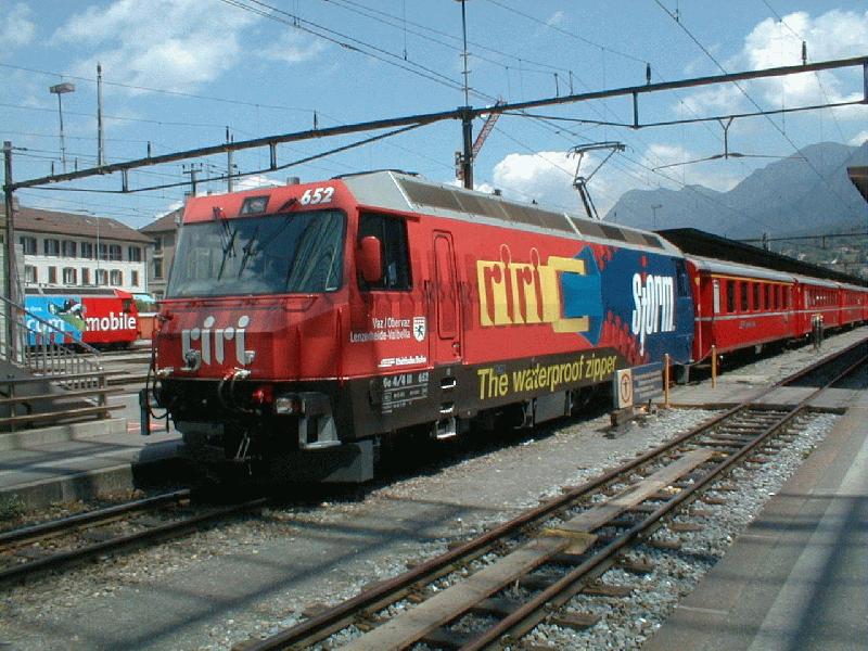 RhB,Werbelok Ge4/4 III  riri  am 29.06.02 in Chur