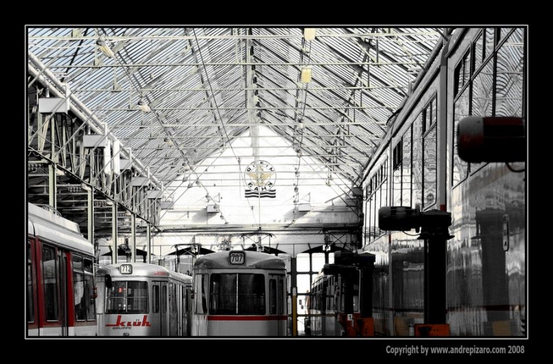 Rheinbahn D�sseldorf - 100 Jahre Depot Am Steinberg - 14.09.08
Depotansicht - Architektur - Pic I
anl. Tag der offenen T�r
