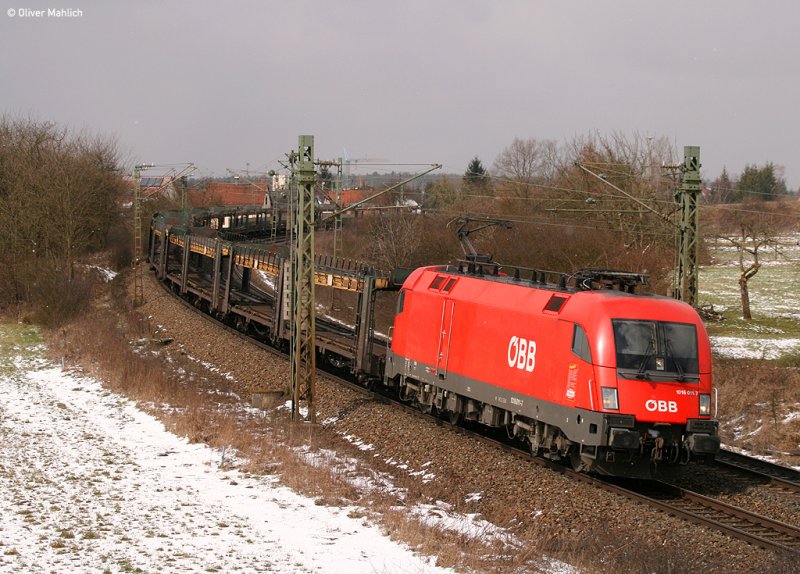 Roco-Vorbild 1016 011 bei Postbauer-Heng. Strecke Nrnberg - Regensburg, Mrz 2008