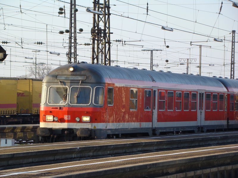 RR 37767 nach Weilheim (Oberbayern) ber Geltendorf. Aufgenommen am 18.11.2007 Augsburg Hauptbahnhof