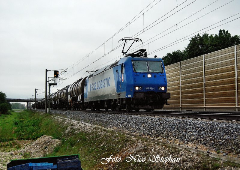 RSB 185 526-1 (vermietet an HGK) mit Kesselzug auf der Fahrt nach Ingolstadt bei Km 16,2 (Bahnbildertreffen 16.05.09)