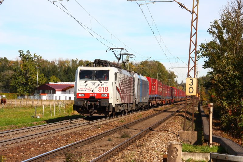 RTC 189 918 und eine Schwestermaschine sdlich Rosenheim Richtung Kufstein - 18.10.2012