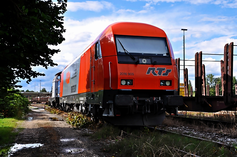 RTS 2016 905 abgestellt in Rosenheim, 25.07.09