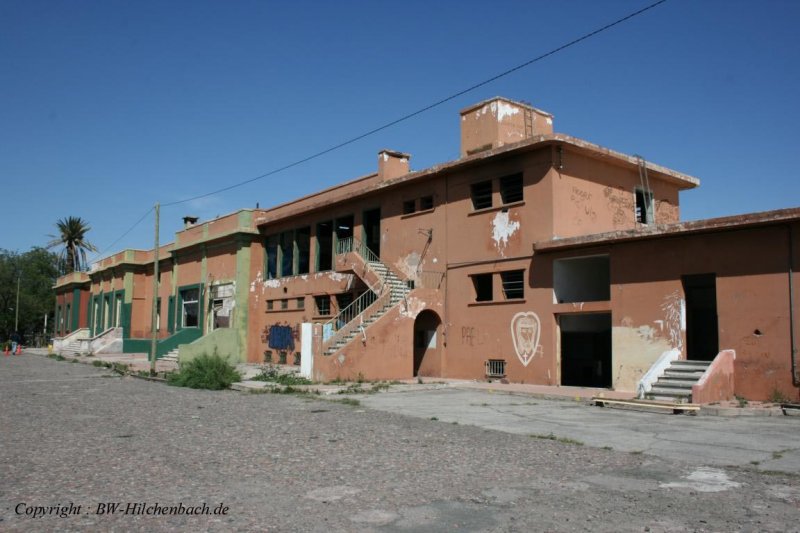 Rckseite des Bahnhofsgebudes in Mendoza/Argentinien,06.Okt.2008