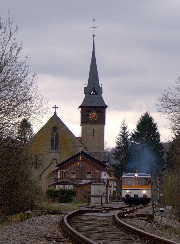 Rcktour (70774) nach Neckarbischofsheim Nord. VT 26 verlsst den Haltepunkt Untergimpern. Knnte irgentwas mit Woroschilowgrad zu tun haben... 27.08.07