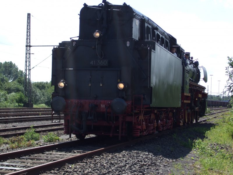 R�ckw�rtsfahrt der 41 360 am BW GE-Bismarck.