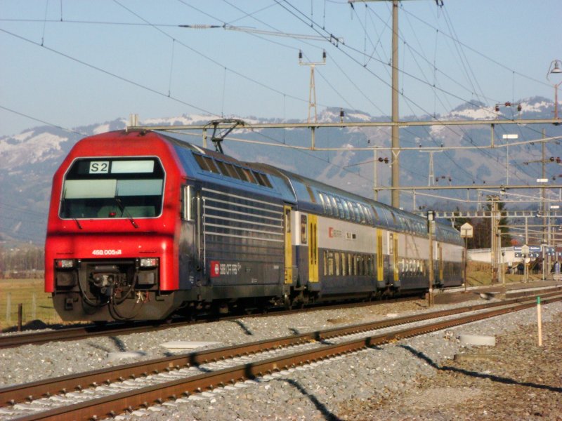 S 2 nach Ziegelbrcke am 24.02.2008 bei Schbelbach.