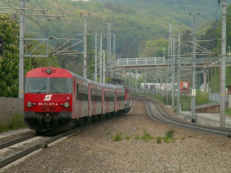 S 50 20117 bei der Einfahrt in Wien Hadersdorf mit Endbahnhof Wien West (6.5.2008)