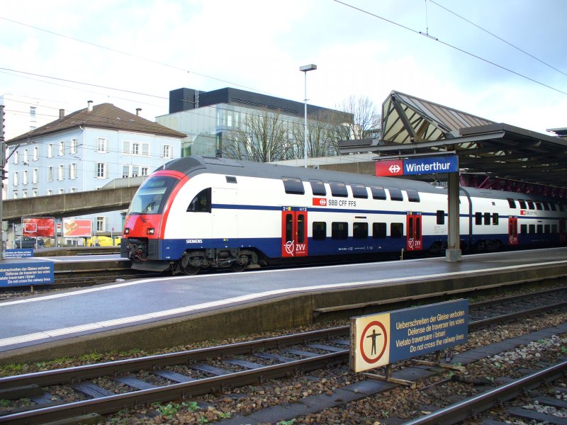 S - Bahn Zrich .. Typ RABe 514 bei der Ausfahrt aus dem Bahnhof Winterthur am 02.03.2007