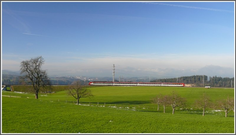 S4 23455 RBDe 566 der SOB bei Schachen. (08.12.2008)