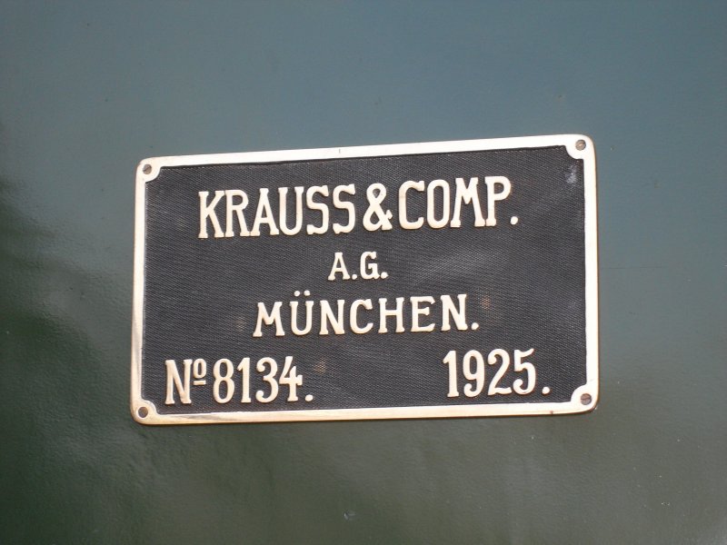 Saisonabschlu� im EBM Dresden Altstadt am 03.10.09, Hersteller der E 7710

www.igbwdresdenaltstadt.de,
Spendenkonto bei der Sparda-Bank Berlin: IG BW Dresden-Altstadt

Stichwort: Fahrwerksfrist E 77 10, Konto- Nr. : Nr. 3 69 76 22,

bei der Sparda-Bank Berlin e.G., BLZ: 1209 6597 

vom Ausland: IBAN: DE85 1209 6597 0003 6976 22, BIC: GENODE F1S10