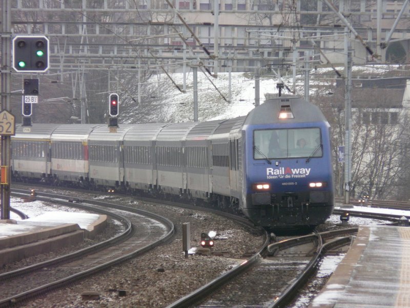 SBB - 460 005-2 bei Nyon unterwegs nach Genf am 03.01.2009