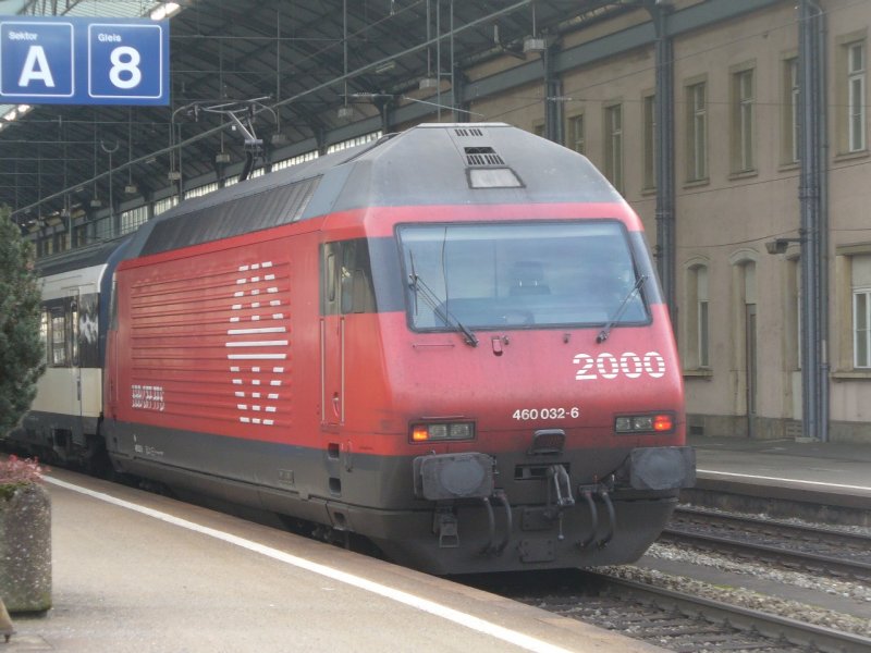 SBB - 460 032-6 im Bahnhof von Olten am 27.01.2008