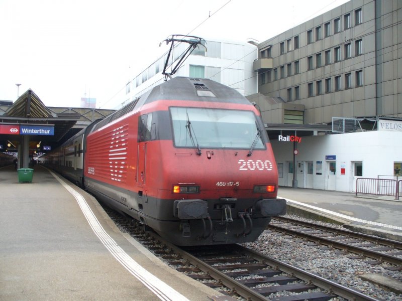 SBB - 460 117-5 im Bahnhof von Winterthur am 01.01.2008
