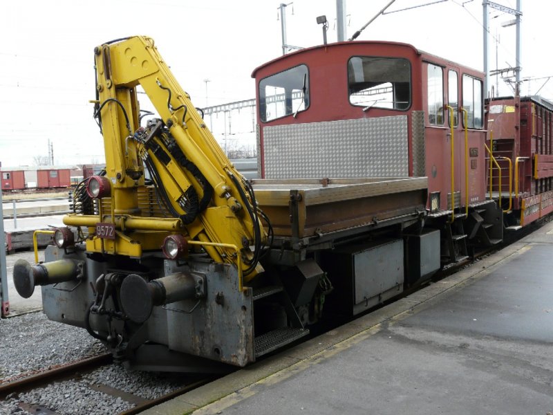 SBB - Baudienst Disellok Tm 2/2 9572 Abgestellt in Yverdon Les Bains am 19.01.2008