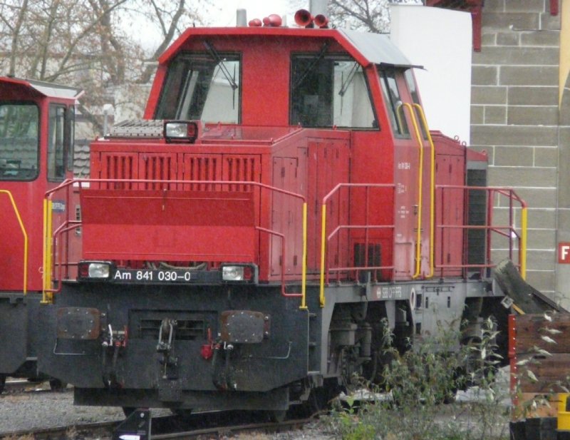 SBB Cargo  - Am 841 030-0 im Bahnhof von Frauenfeld am 11.11.2007