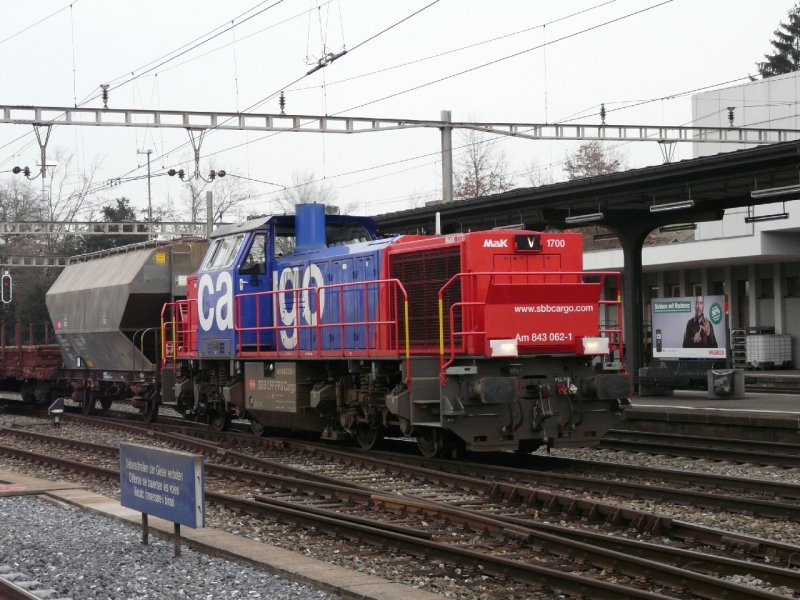 SBB Cargo -  Am 843 062-1 bei Rangierarbeiten im Bahnhof von Langenthal am 30.11.2007