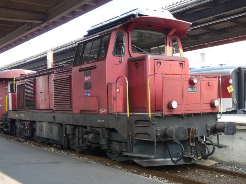 SBB Cargo - Diesellok Bm 4/4 18436 im Bahnhof von Chiasso am 23.02.2008