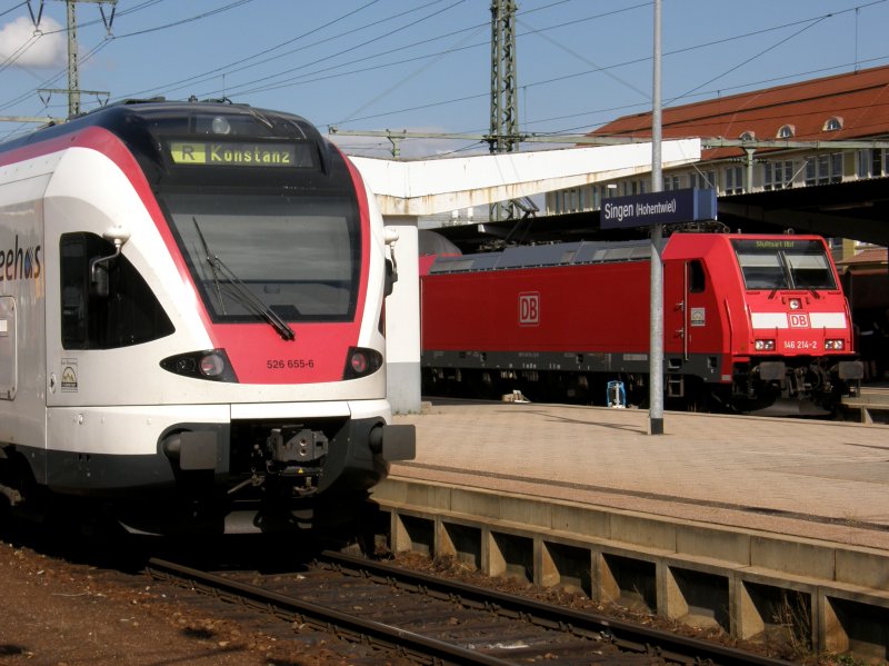 SBB und DB Fahrzeuge treffen sich planmig am 13.08.2008 in Singen am Hohentwiel.