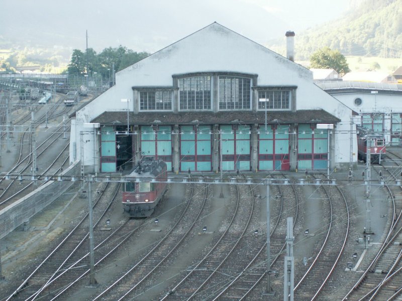 SBB Depot in Erstfeld vom  Panoramaturm  aus gesehen.03.06.07