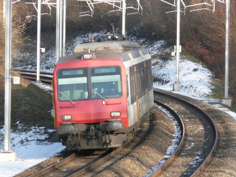 SBB - Nachschuss eines Triebwagen RBDe 4/4 560 der unterwegs als Regio nach Olten bei Roggwil unterwegs ist am 30.11.2008