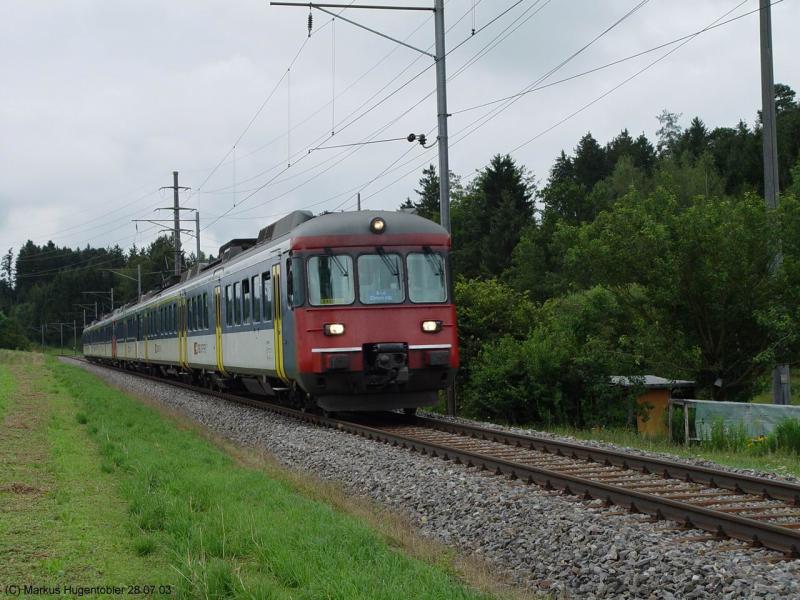 SBB RABDe 510 Pendel auf der S 14 Zrich HB- Hinwil am 28.07.03 bei Wetzikon