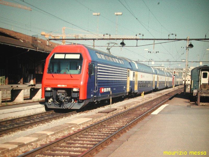 SBB Re 450 016 + Re 450 011  - Rapperswil - 24.03.1990