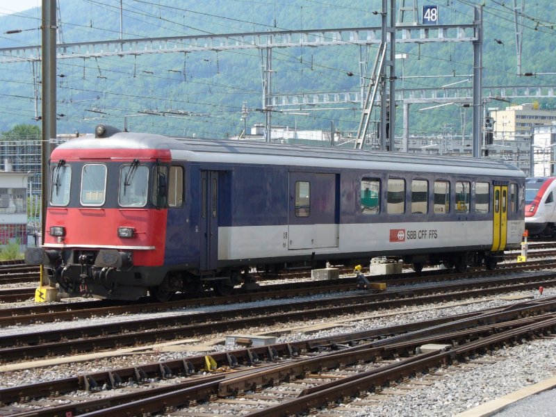 SBB - Steuerwagen 2 Kl. mit Gepckabteil BDt 50 85 82-34 904-1 abgestellt im SBB Bahnhof von Biel / Bienne am 29.04.2007