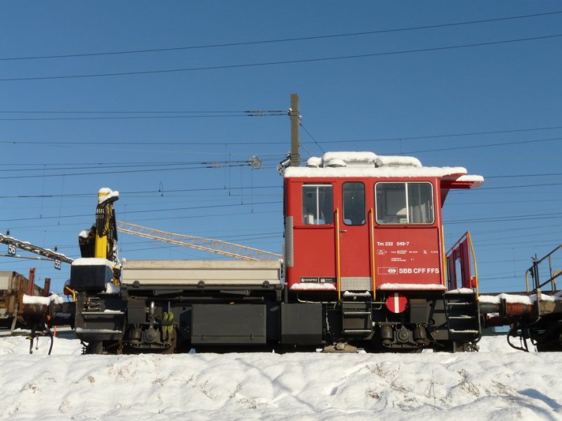 SBB - Tm 232 049-7 im Bahnhofsareal von Biel/Bienne am 01.01.2009