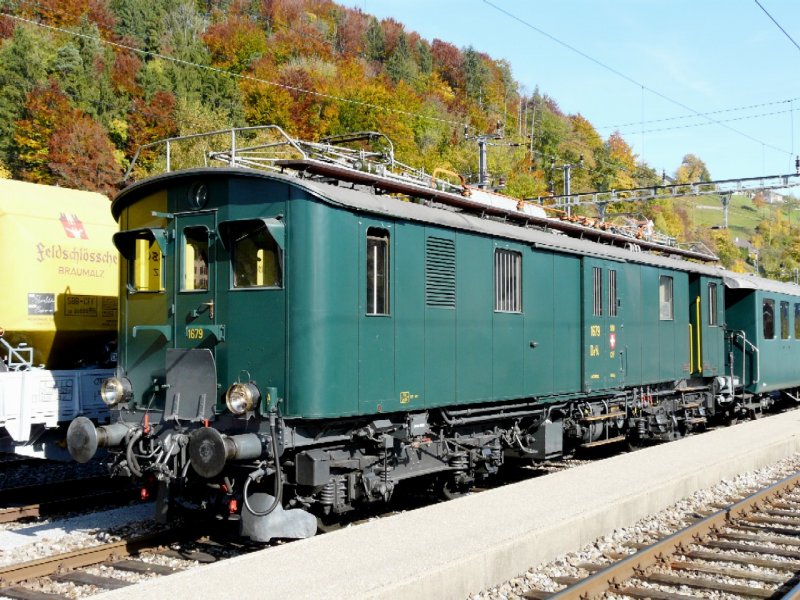SBB- Triebwagen De 4/4 1679 unterweg bei der DVZO in Bauma am 11.10.2008