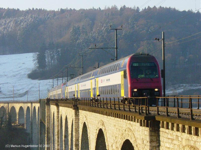 SBB Zrcher S-Bahn alls S5 18528 Pfffikon SZ-Rafz auf der Eglisauer Brcke zwischen Eglisau und Hntwagen-Wil am 01.02.2003 