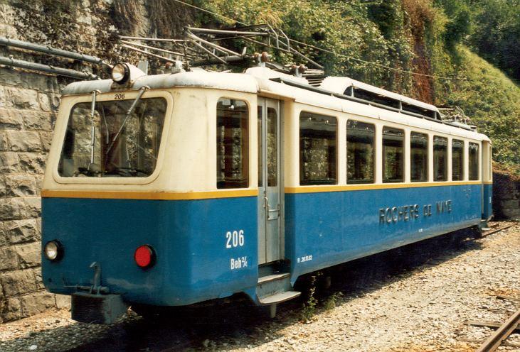 Schmalspur Triebwagen .. Beh 2/4  206 .. 800mm der MGN = Montreux - Glion - Roches de Naye im Juli 1986