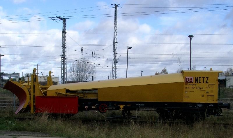 Schneepflug 2002 auf dem Bahnhof Angermm�nde