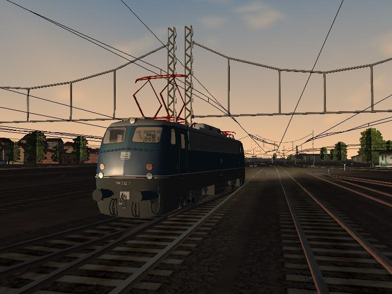 Schn geworde, oder ?  German Railroads  BR110 im letzten Abendlicht im Gleisvorfeld Dresden. Auch das Fahren macht mit den Sounds sehr viel Spa