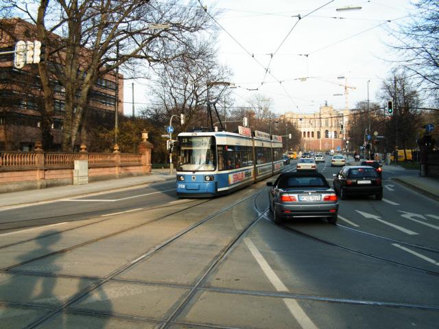 sch�ne Kulisse... 2158 vorm Maximilianeum!