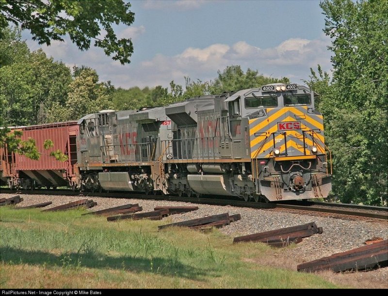 SD70ACe der Kansas City Southern Railway in Heavener, Oklahoma.
