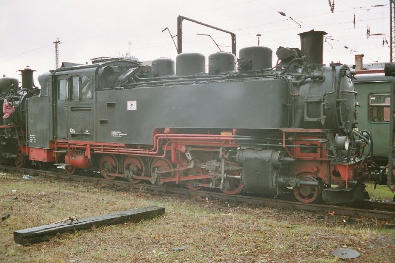 SDG / DR - Dampflok 99 ... ohne Betriebsnummer abgestellt im Bahnhofsareal von Radebeul im Nov.2004