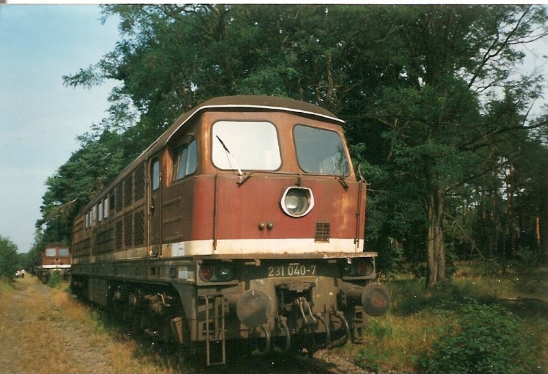Sechs Exemplare der Baureihe 231 standen im August 1998 zur Besichtigung in Jterbog Altes Lager.So auch die 231 040.