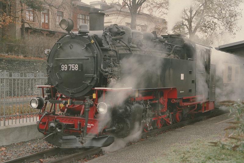 SEG Dampflok 99 758 inm Nov 2004 im Bahnhof von Zittau