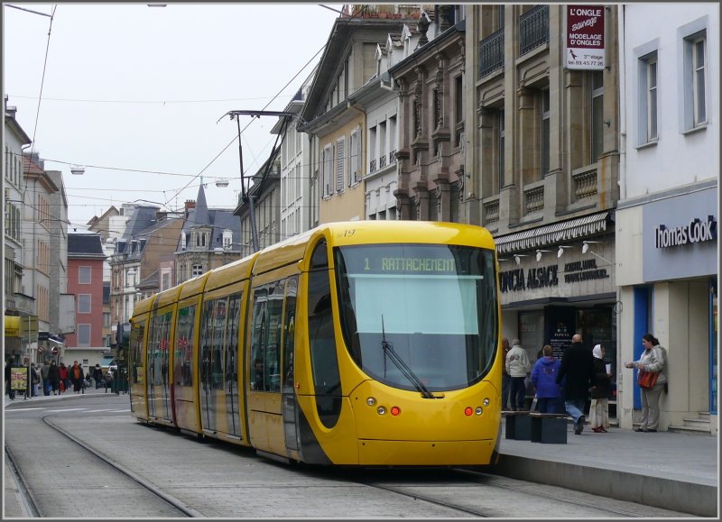 Seit 2006 besitzt Mulhouse eine neue Strassenbahn, ausgerstet mit Citadis Fahrzeugen von Alsthom. (08.04.2008)