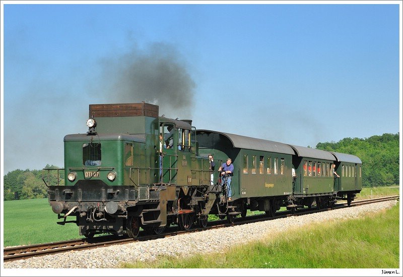 Serie DT auf LB, 17.05.2009: hier bei Ernstbrunn (Richtung Ko).