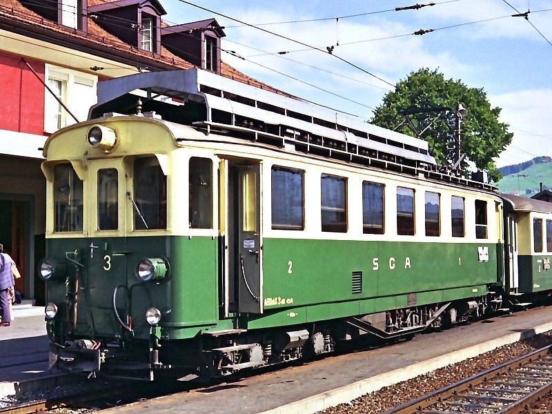 SGA-Triebwagen ABDeh4/4 Nr. 3 im Bahnhof Appenzell (27. September 1976).