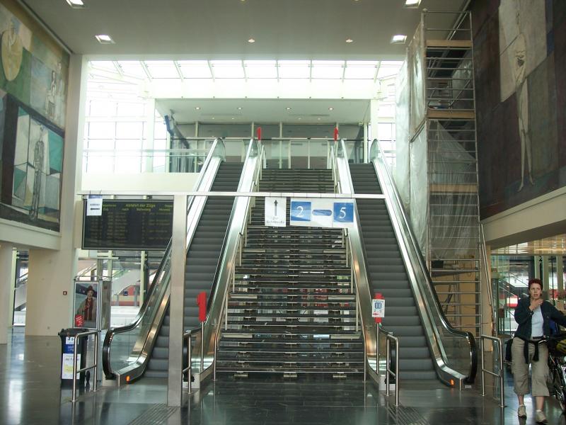 sicht richtung der Gleisstrae. im Klagenfurter HBF