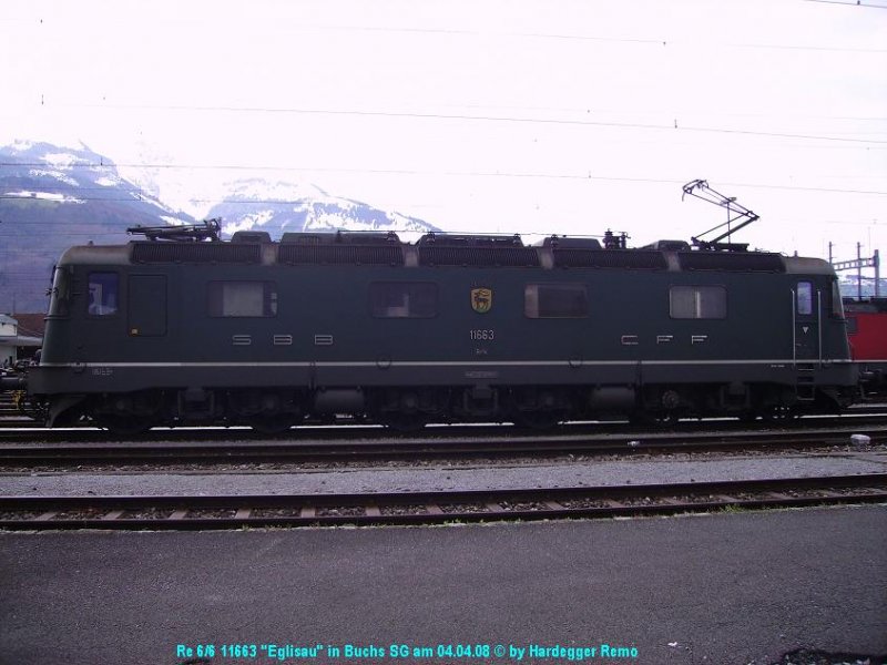 Sie war, ist und bleibt es: Meine absolute Lieblings-Lokomotive.
Die letzte noch wirklich mit mehr Mechanik als Elektrik ausgerstete Lokomotive aus dem eigenen Hause ala SLM Winterthur.
Re 6/6 11663 *Eglisau* in Buchs SG am 04.04.08