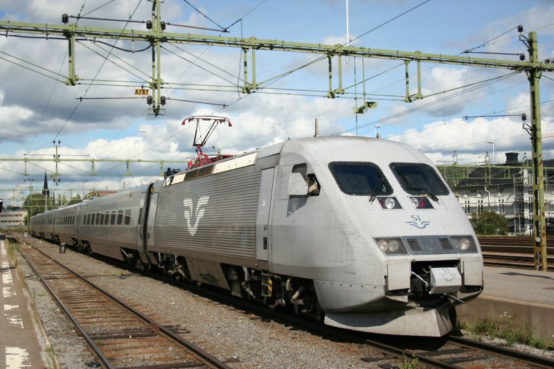 SJ X2 2020 am 23.7.2008 in Sundsvall C.