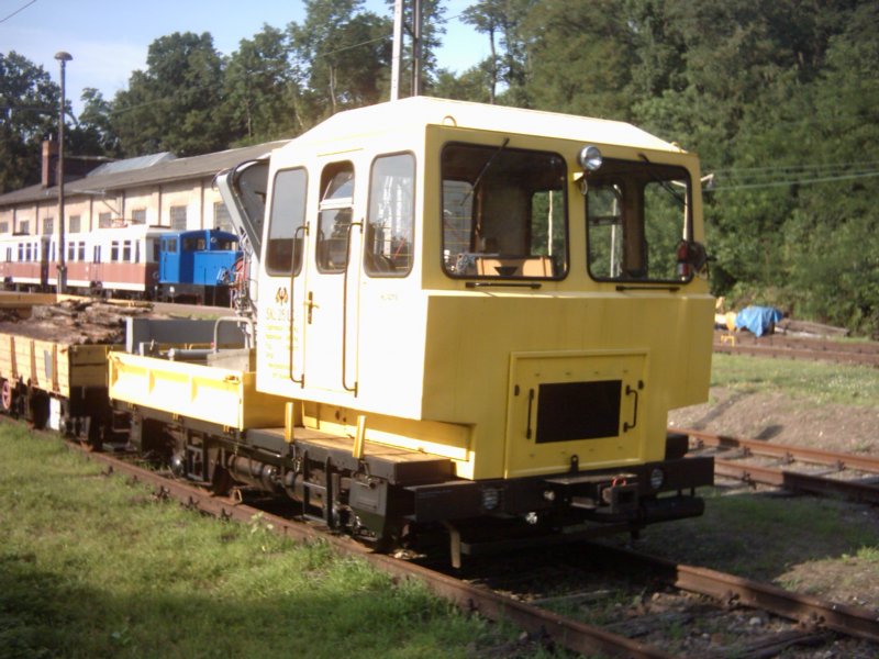 SKL 25 der Buckower Kleinbahn in Buckow. Im alten DR-Orange sahen diese Fahrzeuge einfach markanter aus.